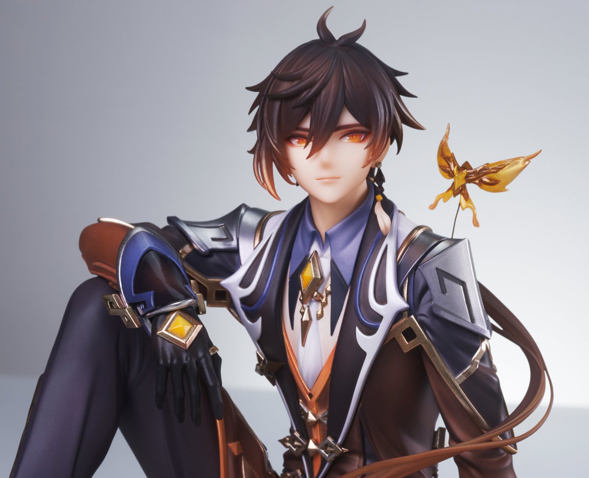 ElJIOKUMURA's tweet photo. FINALLY a zhongli figurine without a mean expression and over exaggerated muscles… #MYZHONGLI https://t.co/rHcxKnkK6U