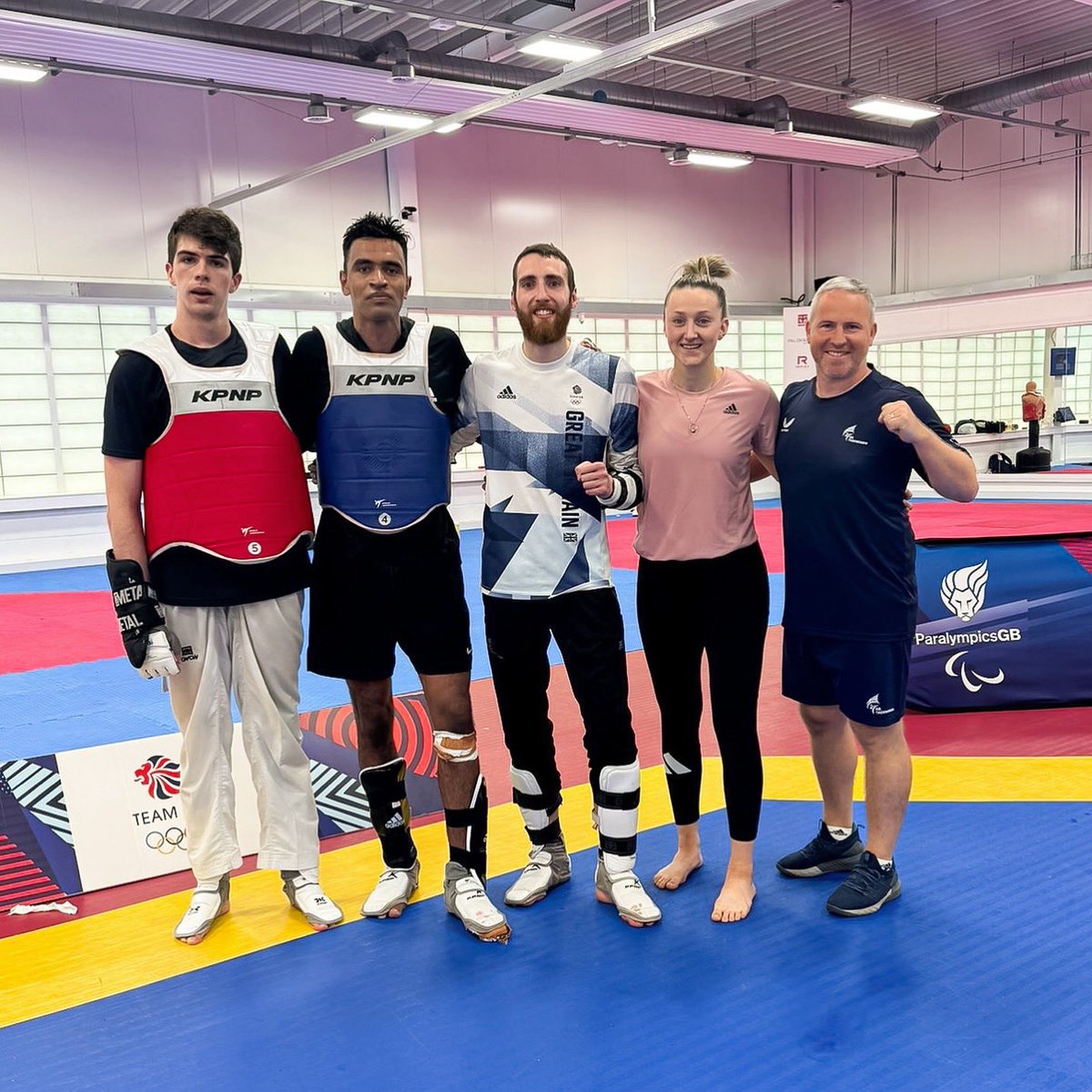 Olympics kicks off next week for Farzad 🥇🤩 Good to be back training with these guys!! Great vibes all round, fun sessions @josh14_calland  @farzad_.mansouri + Manwell👌🏼