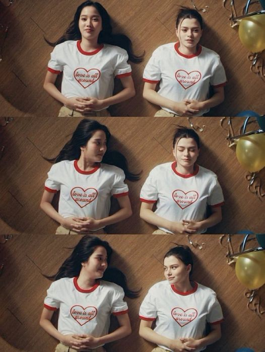 Tv5hdOnline's tweet photo. ‘โอ๊ต ปราโมทย์’ แท็กทีม ‘MAIYARAP’ ปล่อย TRAILER เพลงใหม่ล่าสุด “มองหน้ากันไม่ติด(AWKWARD)"
.
พร้อมดึง 2 สาวสุดฮอต ‘ฟรีน-เบคกี้’ มาร่วมเล่นใน MV ด้วย
ชม MV ตัวเต็ม พร้อมกัน 26 ก.ค.นี้
#TV5Plus #TV5HDonline #ฟรีน #เบคกี้ #มองหน้ากันไม่ติด #โอ๊ตปราโมทย์ #MAIYARAP #Srchafreen #Bbeckysangels #FreenBecky #KHOTKOOLMUSIC #ข่าวบันเทิง #ข่าวดารา #คู่จิ้น
