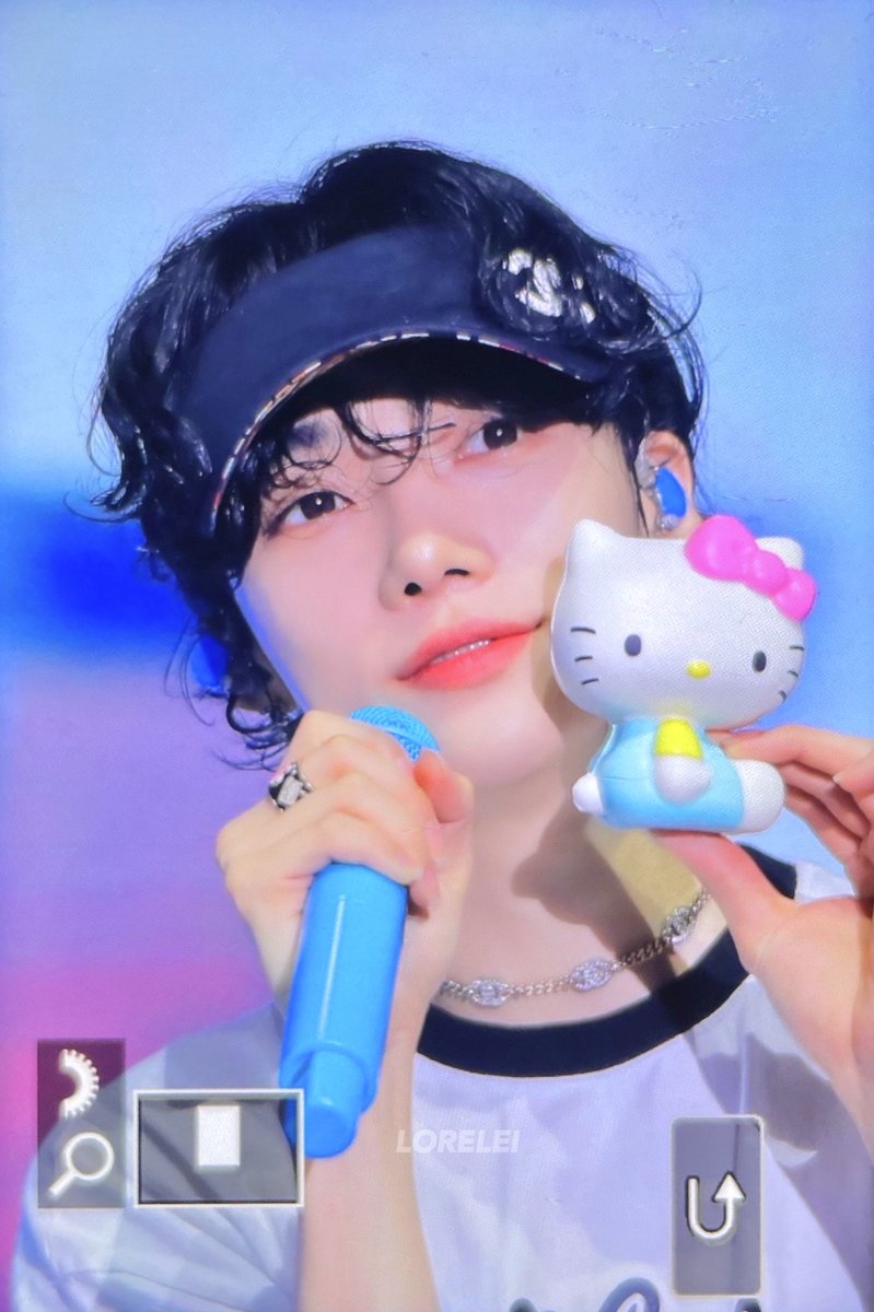 LORELEI_new's tweet photo. 240723 #최찬희 #뉴 #더보이즈 우리만두너무귀여워서못참겠다진짜로 https://t.co/PyLn5LS1qI