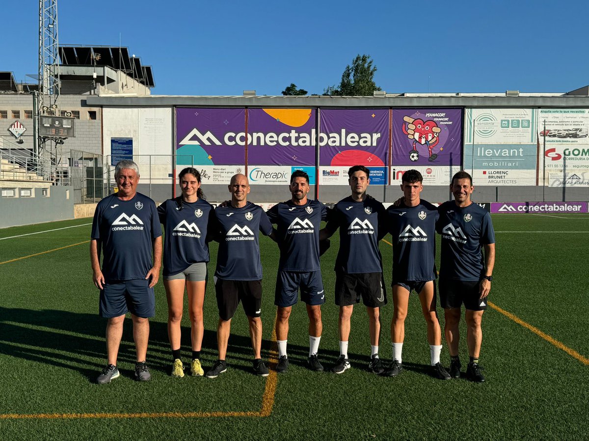 cemanacor's tweet photo. El cos tècnic del #JuvenilA

➡️ Toño Blazquez @t_blazquezz - 1 entrenador
➡️ Sergio Ruiz - 2 entrenador
➡️ Víctor Jara - Prep. físic
➡️ Pedro Martón - Asistent
➡️ Javi Sánchez - Analista
➡️ Gaspar i Sion - Entrenadors porters
➡️ Toni Crespo - Delegat
➡️ Caterina - Fisioterapeuta https://t.co/3aQ9oAdwL4