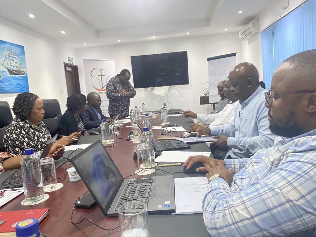 ACHAPlatform's tweet photo. ACHAP's board and management team are in Mombasa for an inspiring retreat!
We're focusing on:
1. Strengthening governance
2. Refining our strategic plan
3. Reviewing board performance
#ACHAP #BoardRetreat #Strategy https://t.co/zQLlFHYasV