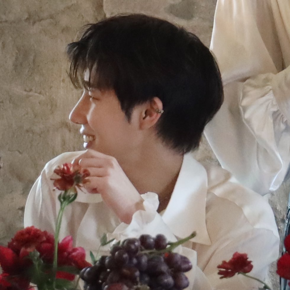 - (@cwxzn) on Twitter photo 