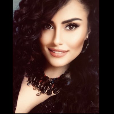 Merve889211's tweet photo. #YeniProfilResmi https://t.co/w5uMDd6cuz