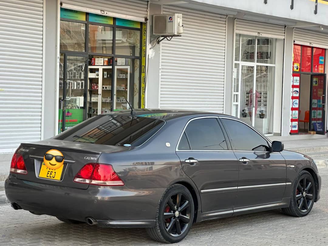 jowzeyautodeals's tweet photo. Price/Bei: 17,5OO,OOO/=TSH
REGISTRATION #EEJ
TOYOTA CROWN ATHELETE 👑
Year: 2oo7
Cc 249o
Sport rims ✅️
Smart seats✅️
Location: Da'slaam
☎️ 255 756 325972 ✅️ https://t.co/Apxi7NFIo0