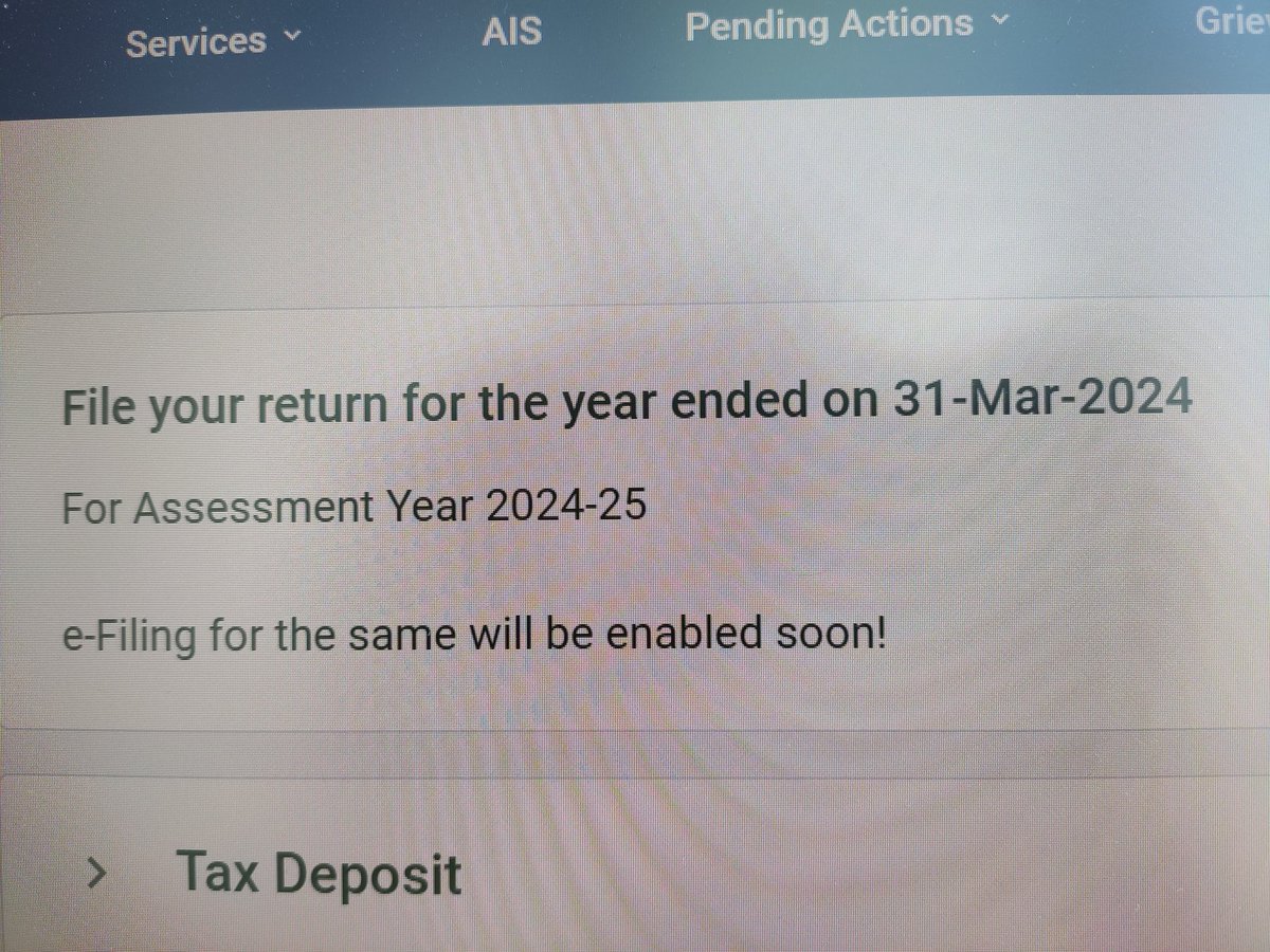 arpit_tripathi's tweet photo. I'm going to use this as proof to fight my case for not paying fine if I'm not able to file in time. e-filing was not enabled😂😂 https://t.co/KEwQzp2dbQ