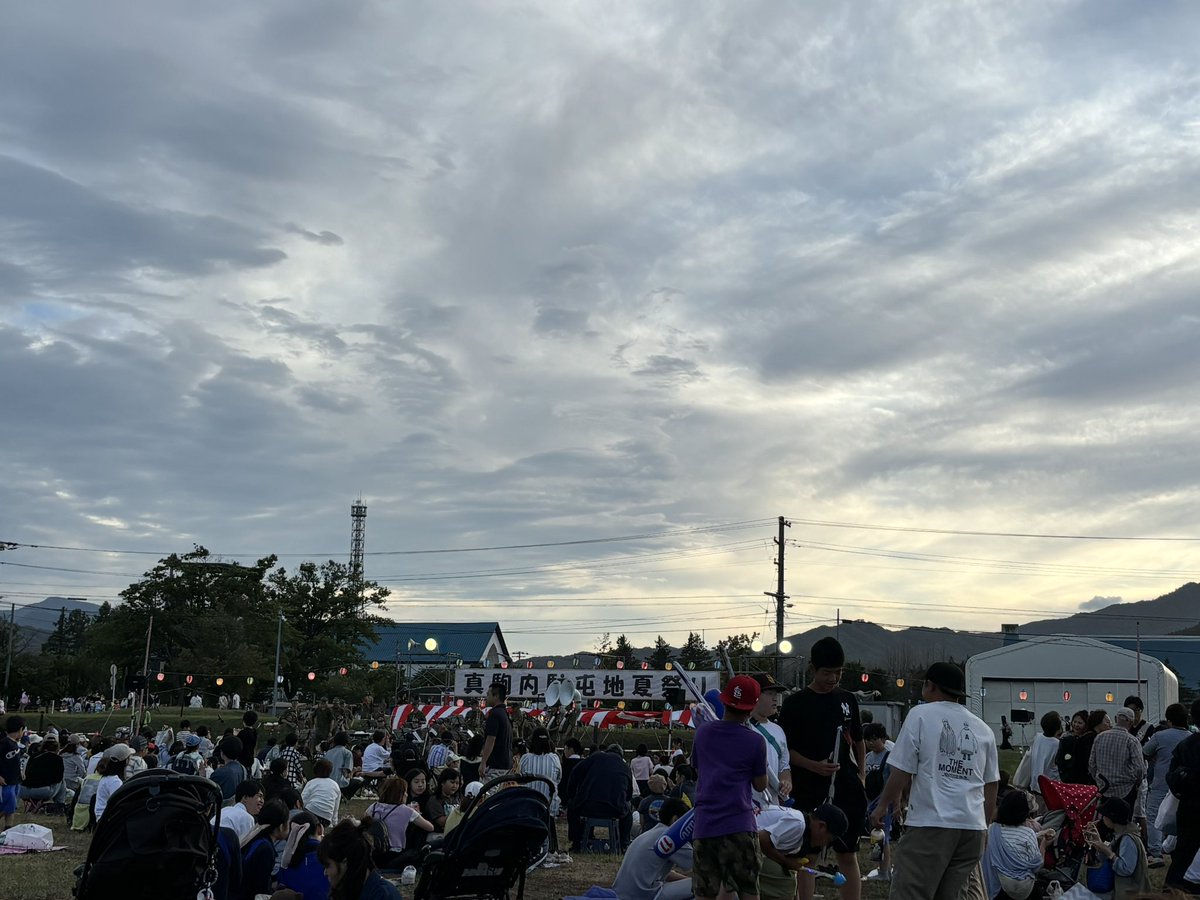 MITTO_STRC's tweet image. 今年もやってきました✨花火見るぞー🎆＃真駒内駐屯地