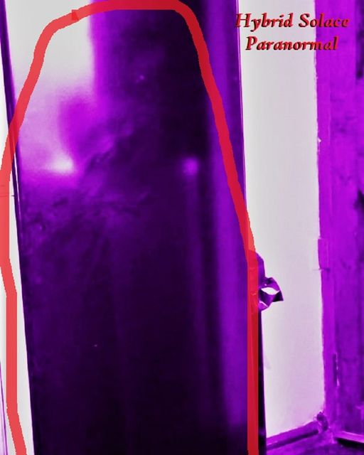 Hybrid_Solace's tweet photo. I still like this one captured at home using a converted (Full Spectrum) Camera. If you look closely you'll see although a tad distorted a possible 3 figures caught in the reflection. I am a large bald spiritually connected man in a wheelchair! taking the photo. #hybridsolace https://t.co/AHwzsZSHhJ