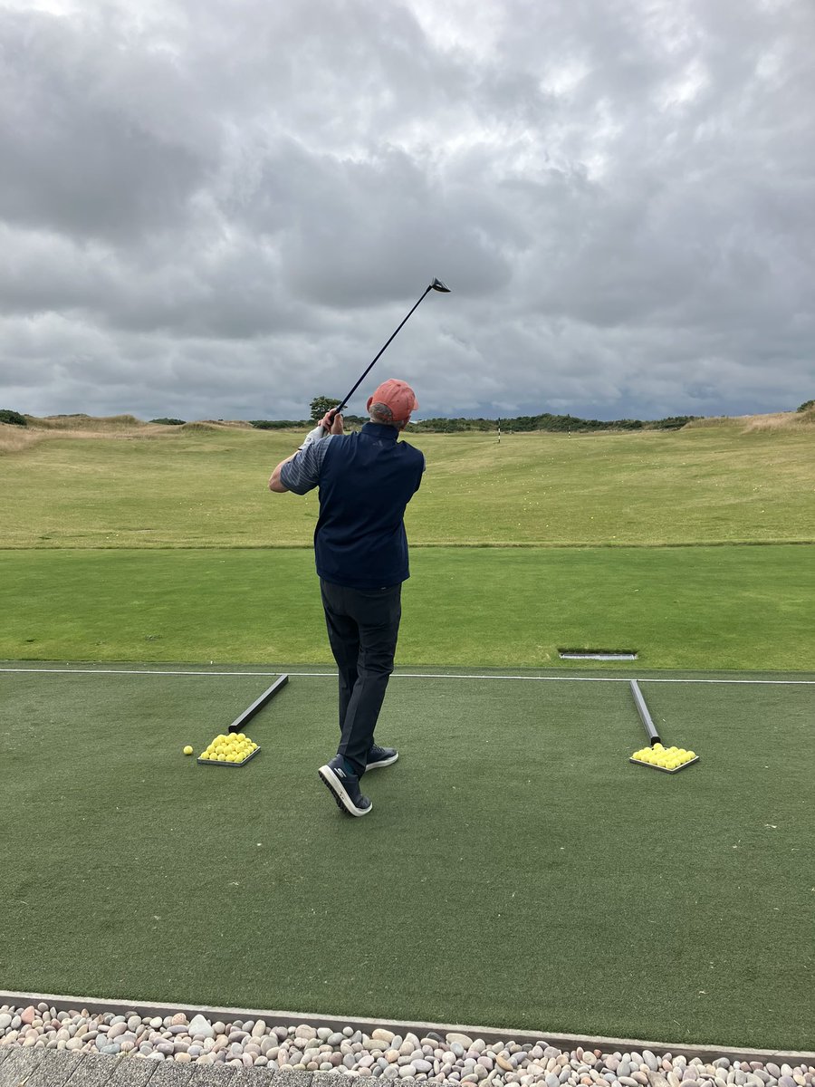 Roger Hermiston tweet media