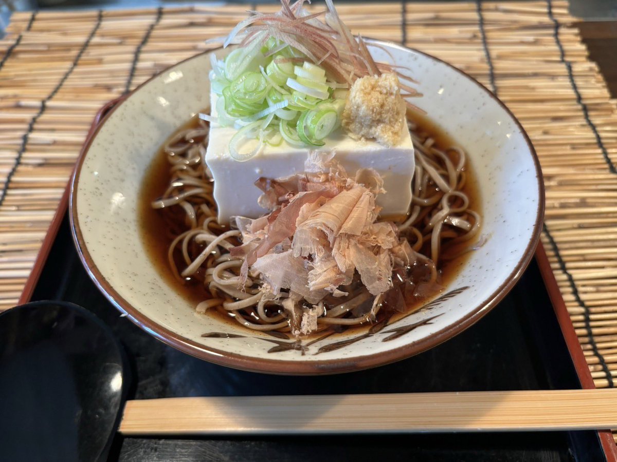 majidako2020's tweet photo. たこ蕎麦新メニューになります

ゲソ唐蕎麦500税込
やっこ蕎麦500税込
やっこ蕎麦は夏期限定になります　

#小田急相模原　#サウザンロード　#居酒屋　#北海本気ダコ　#ざんぎ　#北海道　#町田　#厚木　#大和　#たこ焼き　#神奈川県　#立ち食い蕎麦　#たこ焼き蕎麦 https://t.co/VPx0Hyf4ql