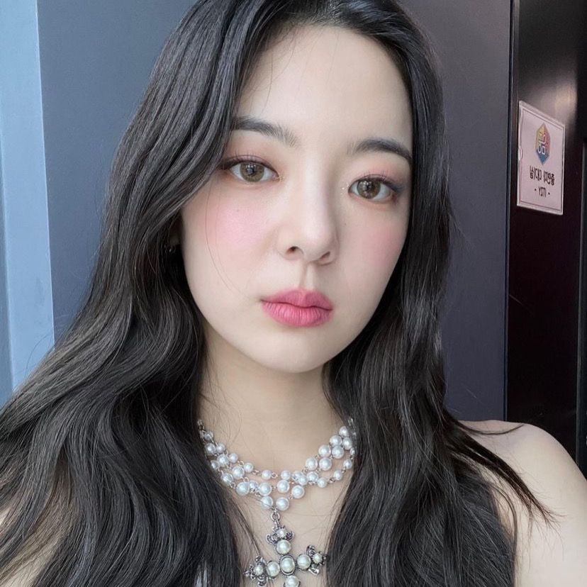 chojisul's tweet photo. pretty girls love lia https://t.co/65bgXEcboL