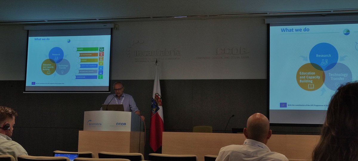 life_insular's tweet photo. Today we are sharing knowledge with @adaptablues and other @LIFEprogramme projects. Incredible know how generated by this panel https://t.co/VPEA7LxtVs