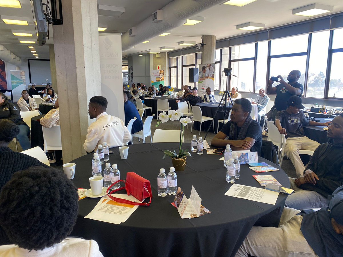 UJLibrary's tweet photo. Welcome to the official launch of the UJ Library Book Club in partnership with Literary Outreach Incubation Program under Kwetso Consulting Services and the Department of Sport Art and Culture.
#UJLibrary #UJLibraryBookClub #LOIP https://t.co/fVzP3k2q1I