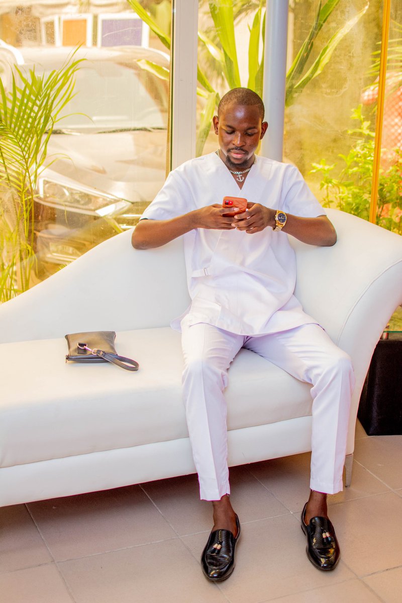 PatrickOmosaiye's tweet photo. +1🎉🍾🎂. Thank you Lord
Happy birthday Damilare 🎂🥂
#birthday #birthdayboy #newage #julyborn #24thofjuly https://t.co/8OosFa1OBd