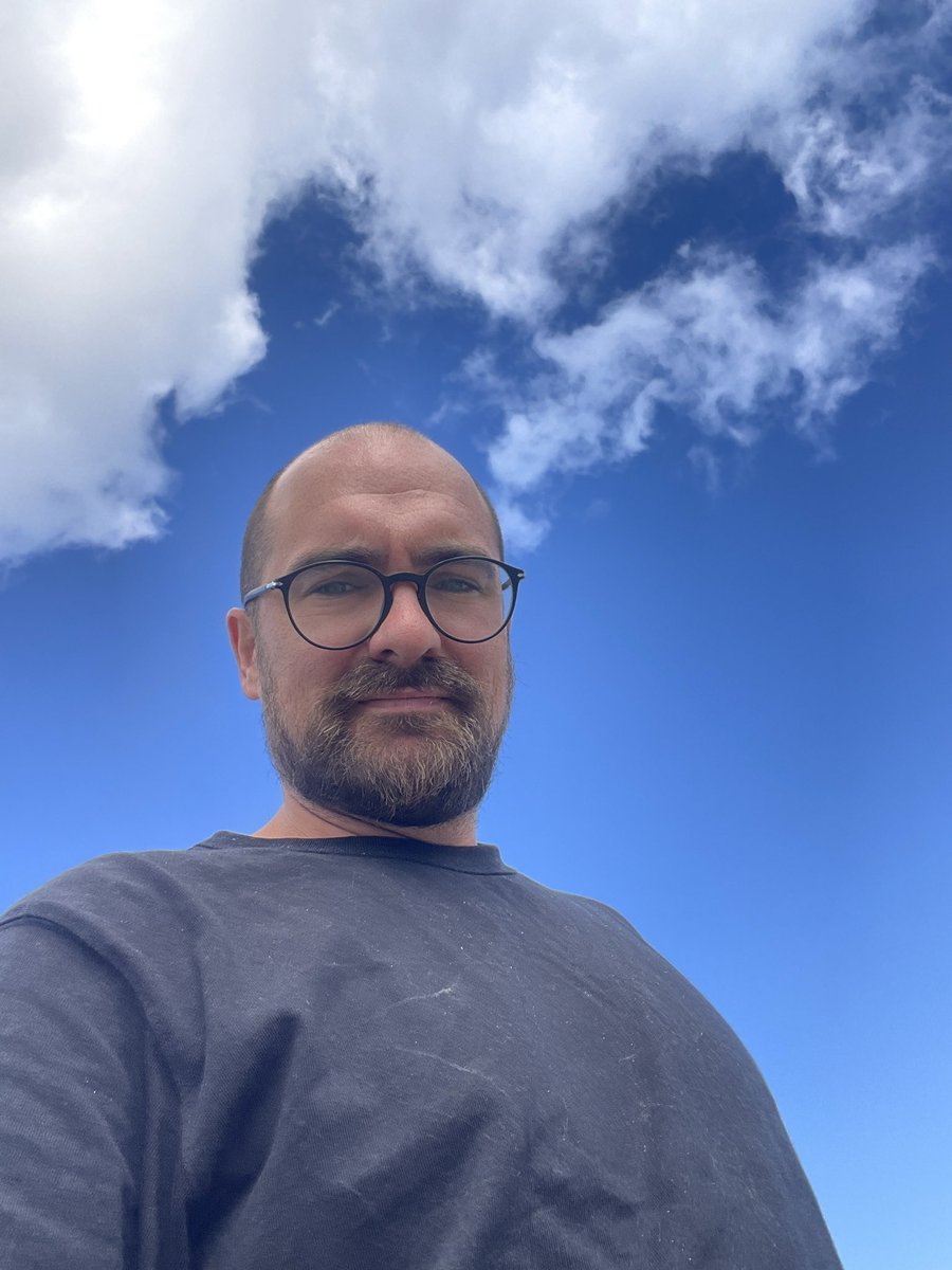 Scott_Evans1's tweet image. Looking forward to coming back to Dublin and returning to @rtesport in studio to follow Rachel and Nhat @olympics journey in Paris. Badminton starts on Saturday so keep and eye out on RTE. #olympic #paris2024