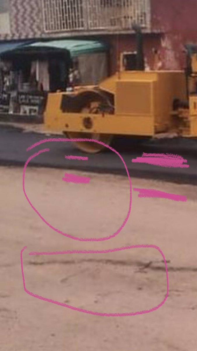 Abass193's tweet image. Edo State 490.67B Naira debt, yet we ain’t seeing much of the infrastructural developments in the state. What they are giving us is substandard constructions going on in the state. More reasons we need to say NO to Obaseki and his godson. Imagine a state Govt project 👇🏻👇🏻👇🏻