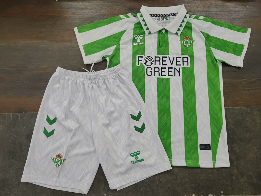 🚨Adulto y kit de niños Betis 24/25🚨

No dudes en preguntarnos sin compromiso📨