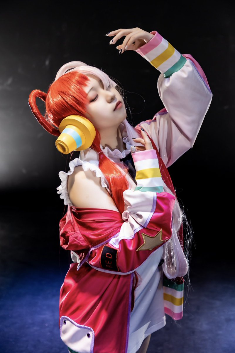 雖然卡牌沒玩航海王
但還是去收了UTA單卡 真的好喜歡💕
這張無修直出 攝影是神..