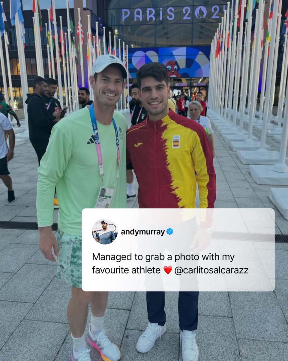 atptour's tweet photo. Things we love to see 🥰

@andy_murray | @carlosalcaraz | @Olympics https://t.co/nTTOoTWRck
