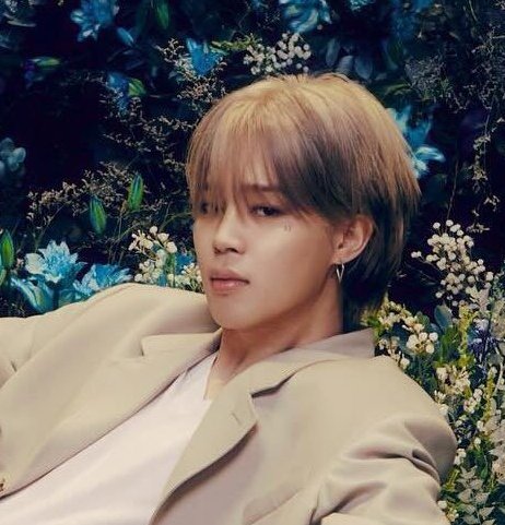 pjmngallery's tweet photo. everyone, let's trend:

WHO #1 ON SPOTIFY
RECORD MAKER JIMIN
JIMIN HISTORY MAKER
CONGRATULATIONS JIMIN https://t.co/9H9YjkXCUw