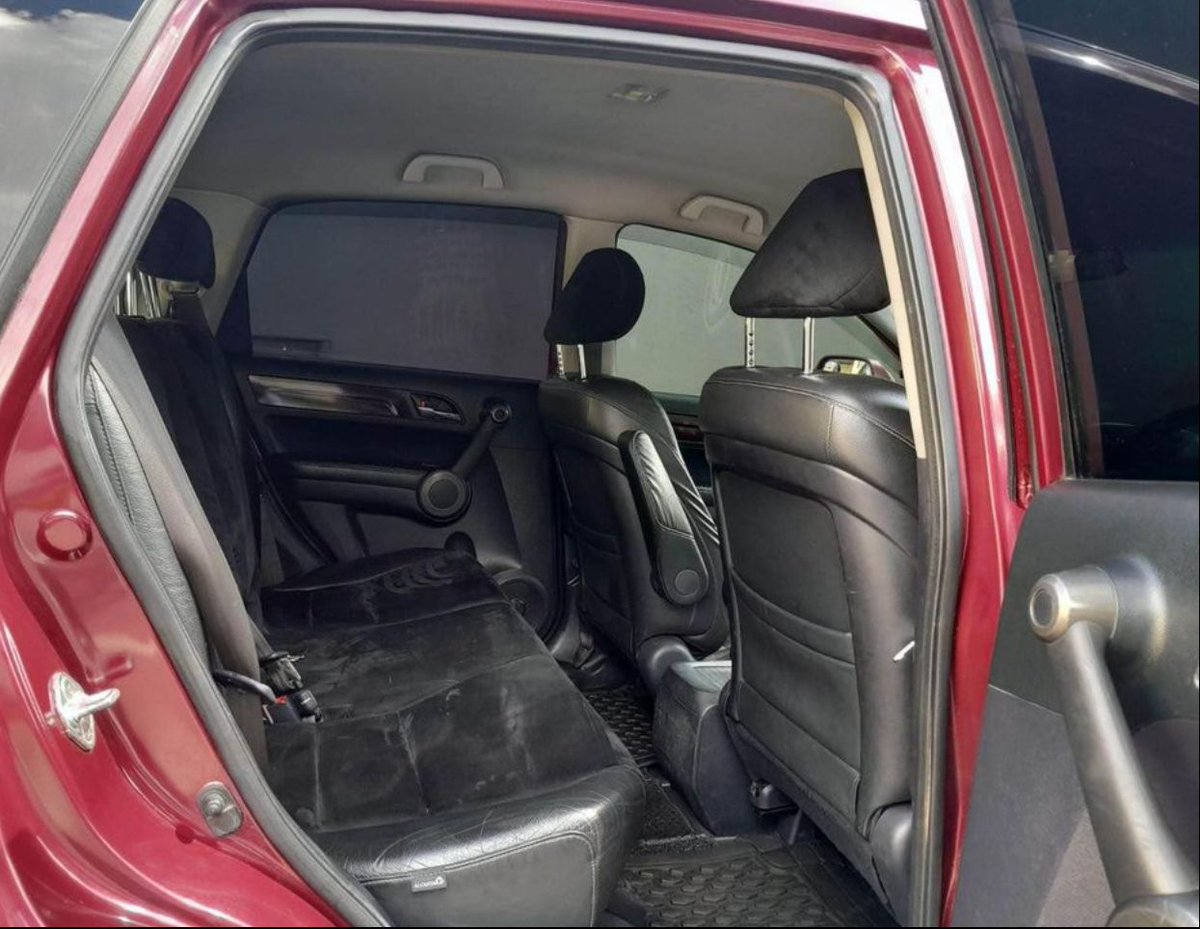 carhoot_app's tweet photo. This 2010 Honda CRV is now on sale for just 1million!

Call us on 0720 039 039 and drive off with it!
#CarhootApp #Cars https://t.co/GYEV0159Zp