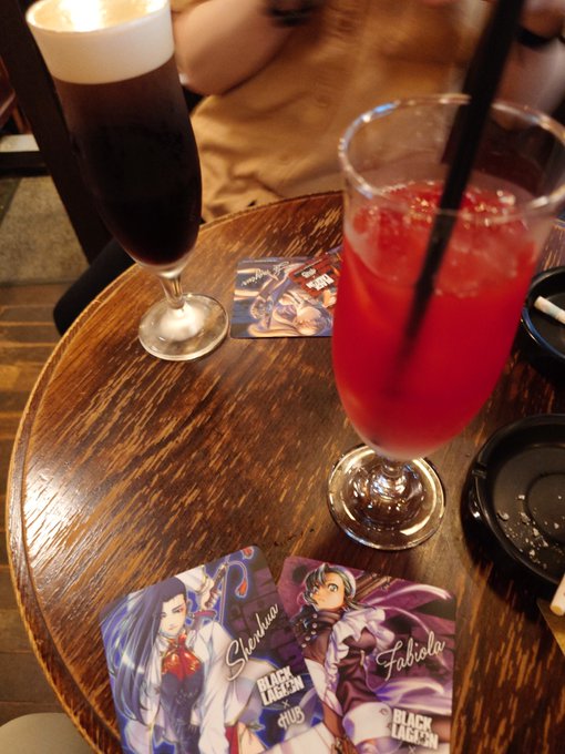 今日はヒロさんとブラクラHUBコラボ行ってきました~~~~!
ドリンクもフードもうまあじ!めちゃくちゃ楽しかったです!🥰
お付き合いいただいたヒロさんには感謝しかねえぜ! 