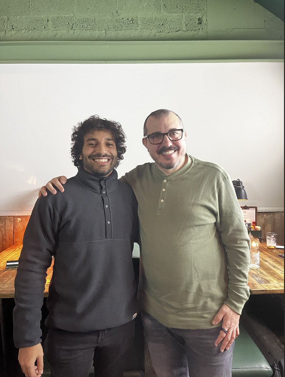 ManInBlackie's tweet image. I probably have the biggest announcement of my career to make.
Me, @crypto_ita2, and @idrocortisone are going to write "Mastering Ethereum: Second Edition." It is an honor for us to have the opportunity to update the masterpiece of @aantonop and @gavofyork.
This is the biggest…