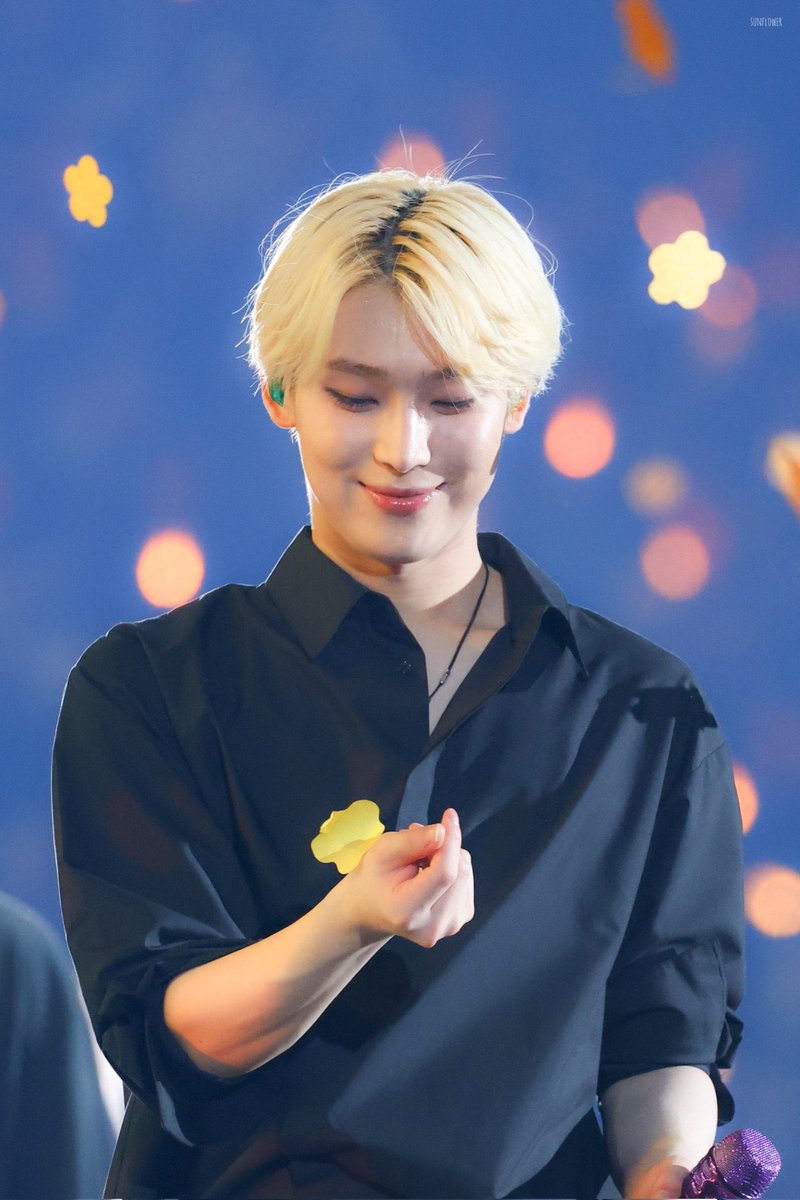 Thank you sunoo for making our days a bit better on the days where we’re barely hanging on. 

MY STRENGTH, OUR SUNOO
#IAmStrongBecauseOfSunoo
#김선우 #ソヌ #SUNOO
<a href="/ENHYPEN_members/">ENHYPEN</a> <a href="/ENHYPEN/">ENHYPEN OFFICIAL</a>