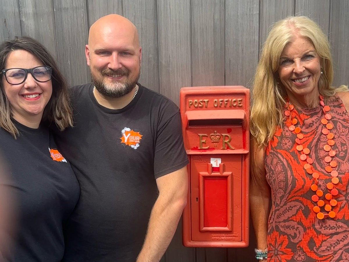 businessbunker's tweet photo. Did you miss it ? Catchup with  the #BBunker radio show with guests 

Ben &amp; Rachael @Ben_yvt of Your Video Team 

https://t.co/OzhXeXPj4d https://t.co/PVqttfuza5