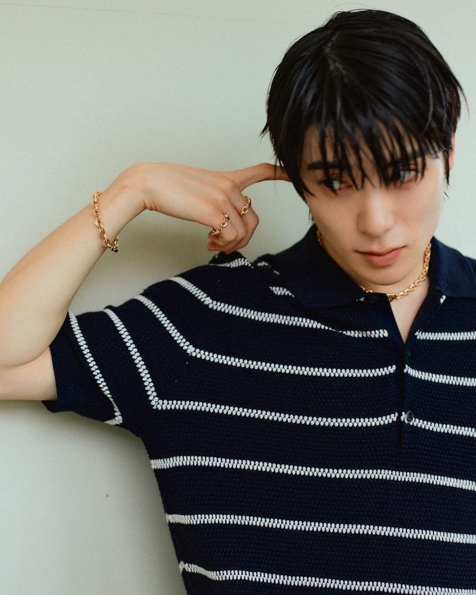whitemochi214's tweet photo. 毎度良い。とっても良い。jewelry jeong jaehyun…普段見れないゴールド系が多い。
#PRADABOY https://t.co/cgqQn0uskh