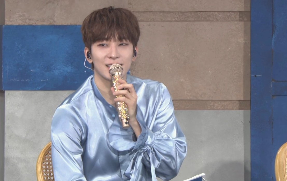wonubliss's tweet photo. mc wonwoo 💙 https://t.co/o7ZlTAvjG1