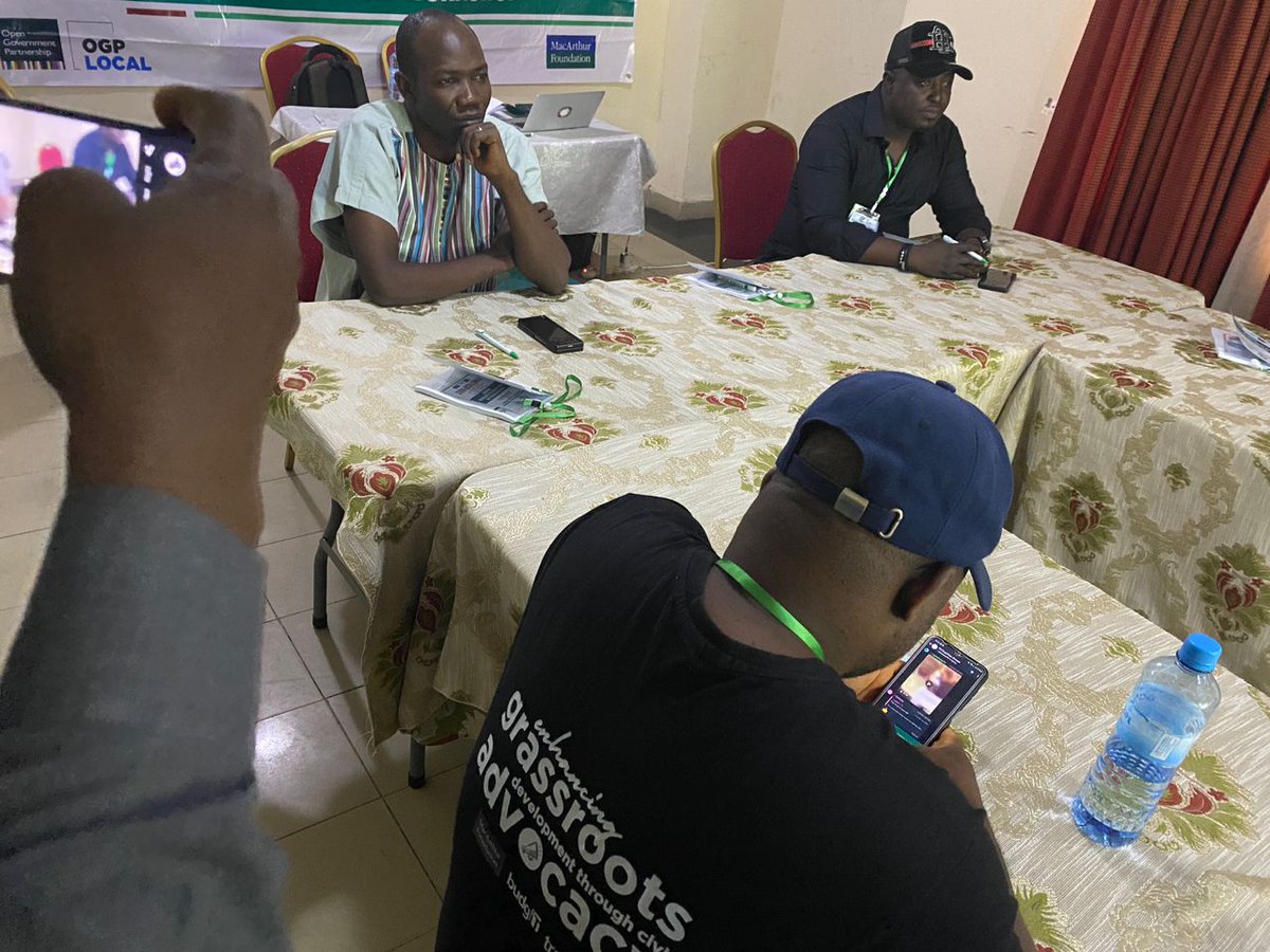 DEANinitiative's tweet photo. Co-creation is about having a handshake between government and CSOs to make things happen.
Snippets from the ongoing Kwali Area council action plan development workshop in Keffi.
#OpenGovPartnership
#OpenLGA https://t.co/b6l6LXM4Lb