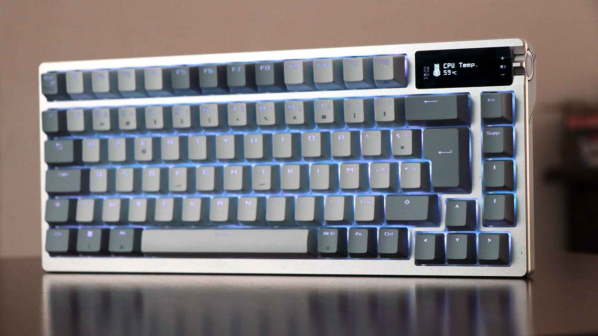 GinjFo's tweet photo. 🎮💻 Découvrez le ROG Azoth d'Asus ! Un clavier gaming TKL ultra-personnalisable avec switches mécaniques, écran OLED, et options de communication variées. 🌟🖱️ #Gaming #ROGAzoth @ASUS
https://t.co/HogFMS0R6U https://t.co/xmHihzmpTp