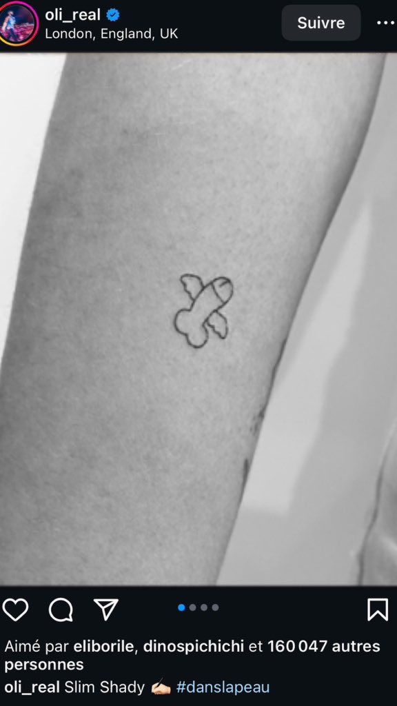 🔥Big Flo &amp; Oli ont rencontré leur idole Eminem 🧡

Oli en a même profité pour obtenir une dédicace qui est devenu son nouveau tatouage 🥰

Quelle transmission entre les 2 rappeurs ☄️