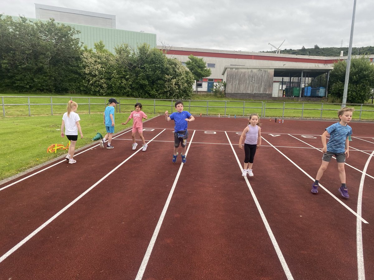 inverclyde_ac's tweet image. #FMS. hopscotch. #skillDevelopment #MakingChoices. ⁦@ActiveSchoolsIC⁩  ⁦@SALDevelopment⁩