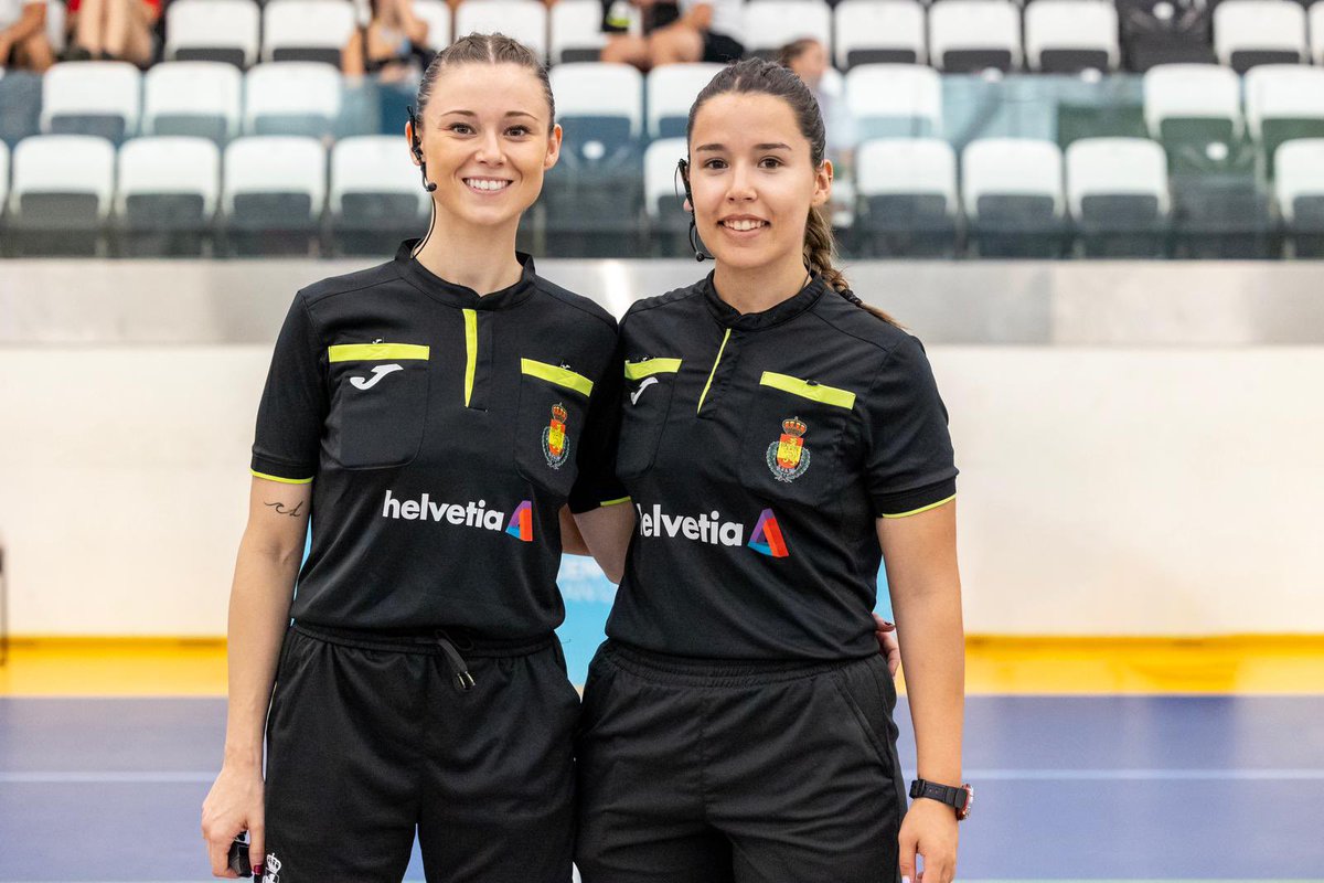 🤩FINAAAAAAL

🌎Nuestras árbitras Marta y Maialen se encuentran en Hungría dirigiendo partidos de la EUSA.

Del esfuerzo y sacrificio viene la designación de la final femenina entre Rumanía y República Checa. 

🫶Muchísimas felicidades chicas, súper orgullosos de vosotras!