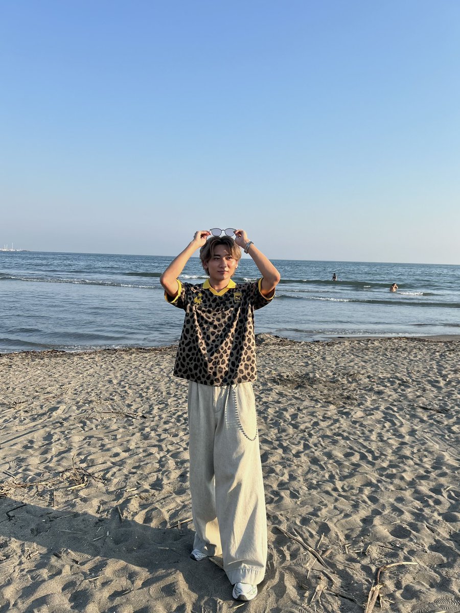 SEIYAREAL1007's tweet photo. 旅行、服、古着、満足 https://t.co/IX65E08xs3