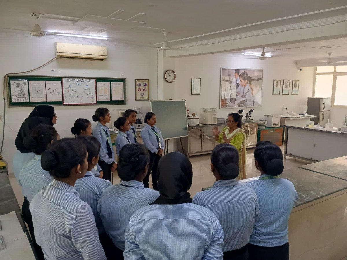 dpmi_india's tweet photo. Students From DPMI, Port Blair recently undertook a transformative two-day visit to DPMI, Delhi:
#DPMI #CPRTechniques #FirstAidProcedures #ParamedicalSciences #DPMIPortBlairStudentsVisittoDPMIDelhi https://t.co/ivnKWXzMBk