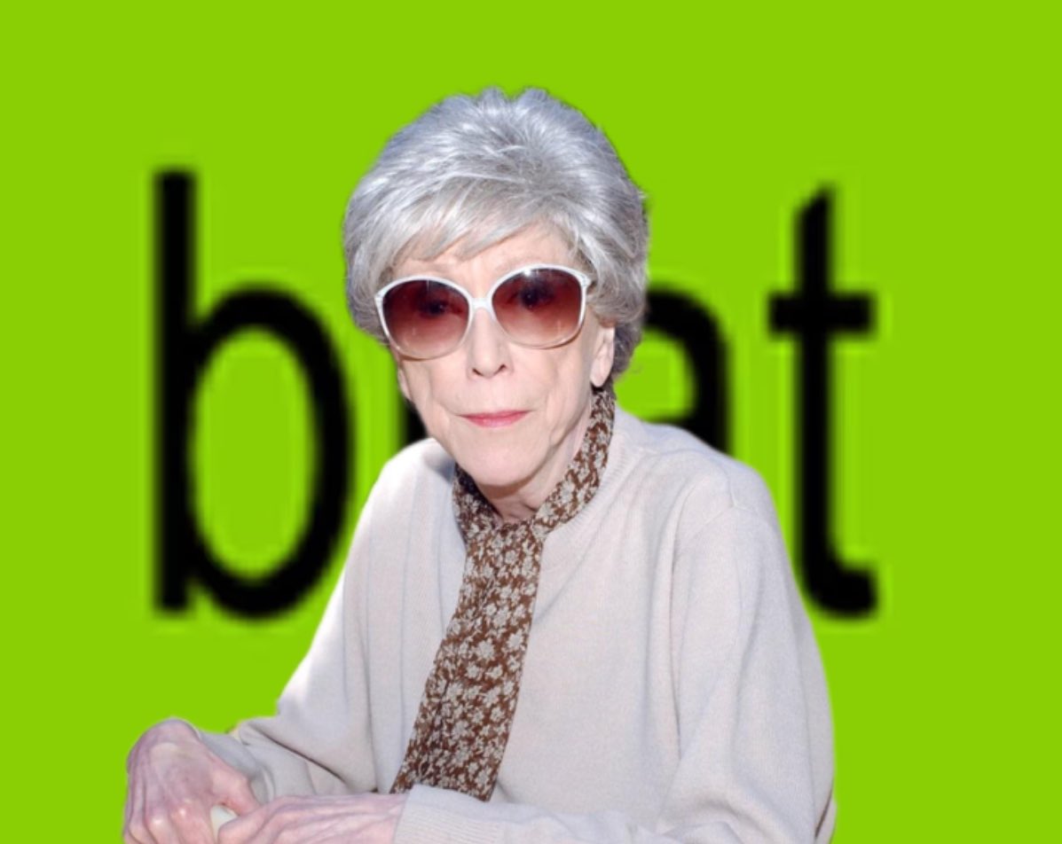 randomstuffxzxz's tweet photo. Blanche Summer https://t.co/CWxm34jPZL