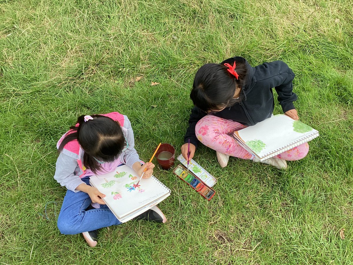 @HurstheadJuniors (@hurstheadjnrs) on Twitter photo 5F enjoyed a morning of board games and then outdoor art using watercolours as part of Healthy Hursthead Day, focusing on being mindful and relaxing whilst having fun. ๐จ๐๏ธ๐ฒ๐ณโ
๏ธ๐ฒ๐งฉ 5F enjoyed a morning of board games and then outdoor art using watercolours as part of Healthy Hursthead Day, focusing on being mindful and relaxing whilst having fun. ๐จ๐๏ธ๐ฒ๐ณโ
๏ธ๐ฒ๐งฉ