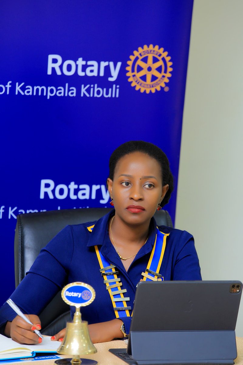 jjkariisa's tweet photo. True story @taasaobutonde, together with @JosephMasembe1 @RotaryKibuli, we are not only planting the trees, we name #nameyourtree and determined to grow them, Insha'Allah 🙏@Rotary @DGKenMugisha @100ThDISCON tuja tuja... https://t.co/NrXLHZIWaV