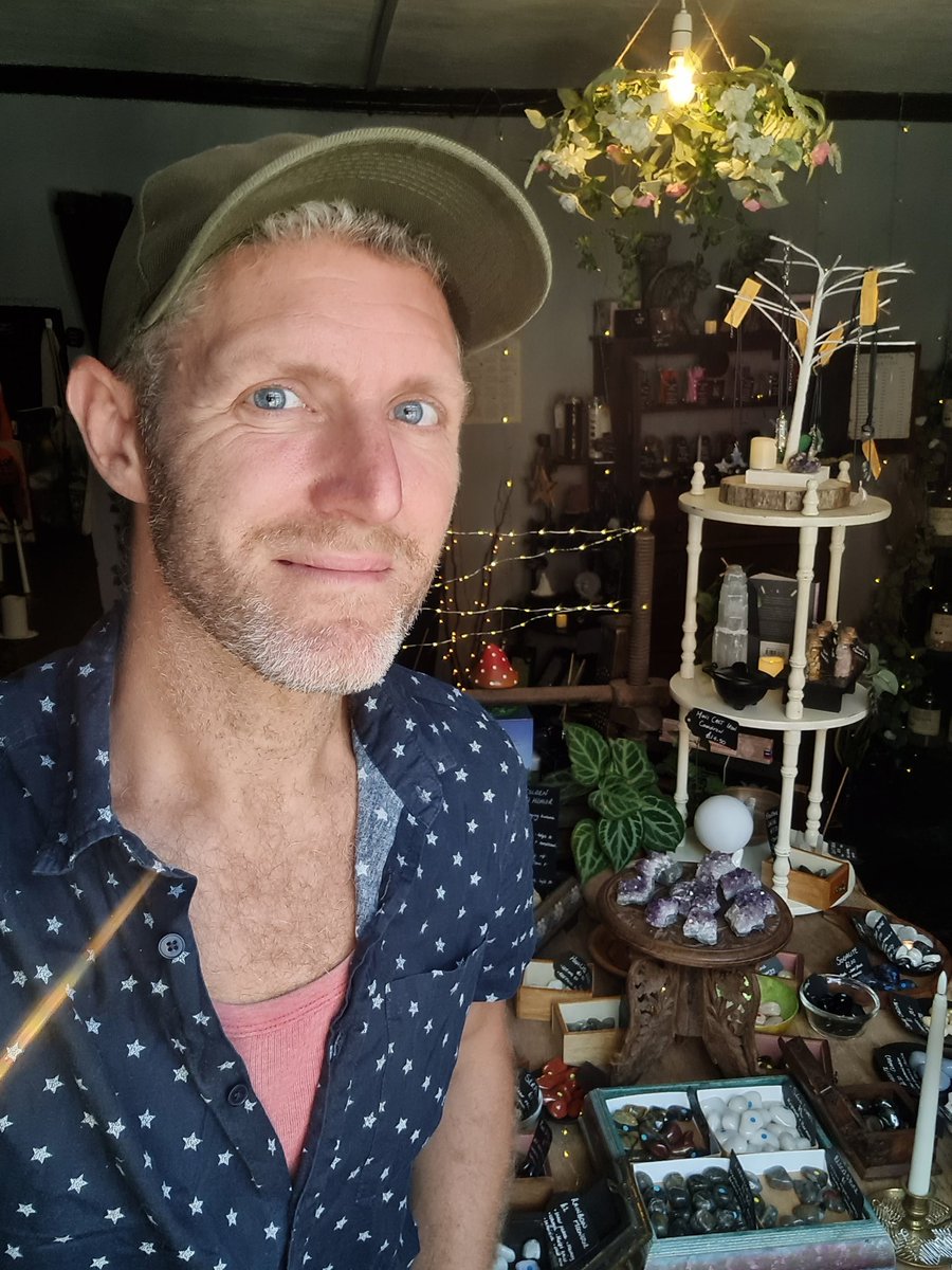 GeoffWakeling's tweet photo. Wednesday is a day off the farm covering my friend's shop. Nice to have a break tbh! https://t.co/KDgKVjtNKT