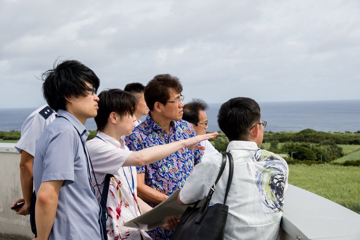 7月22-23日、三宅防衛大臣政務官は、沖縄県北大東村を訪れ、鬼塚村長と