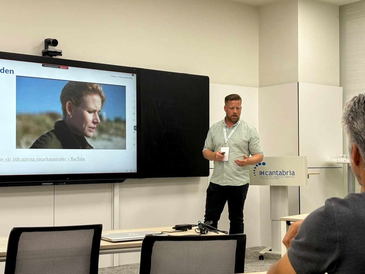 👏Thanks to all the speakers for showing us the main results of our project. 
<a href="/adaptablues/">LIFE_Adaptablues</a> <a href="/LIFEprogramme/">LIFE Programme</a> <a href="/life_insular/">LIFE INSULAR 🇮🇪 🇪🇸 🇪🇺</a> <a href="/LIFE_Garachico/">LIFE_Garachico</a> <a href="/NBRACER_EU/">NBRACER</a> #vellingeKommun #REEForest #LIFEDUNAS