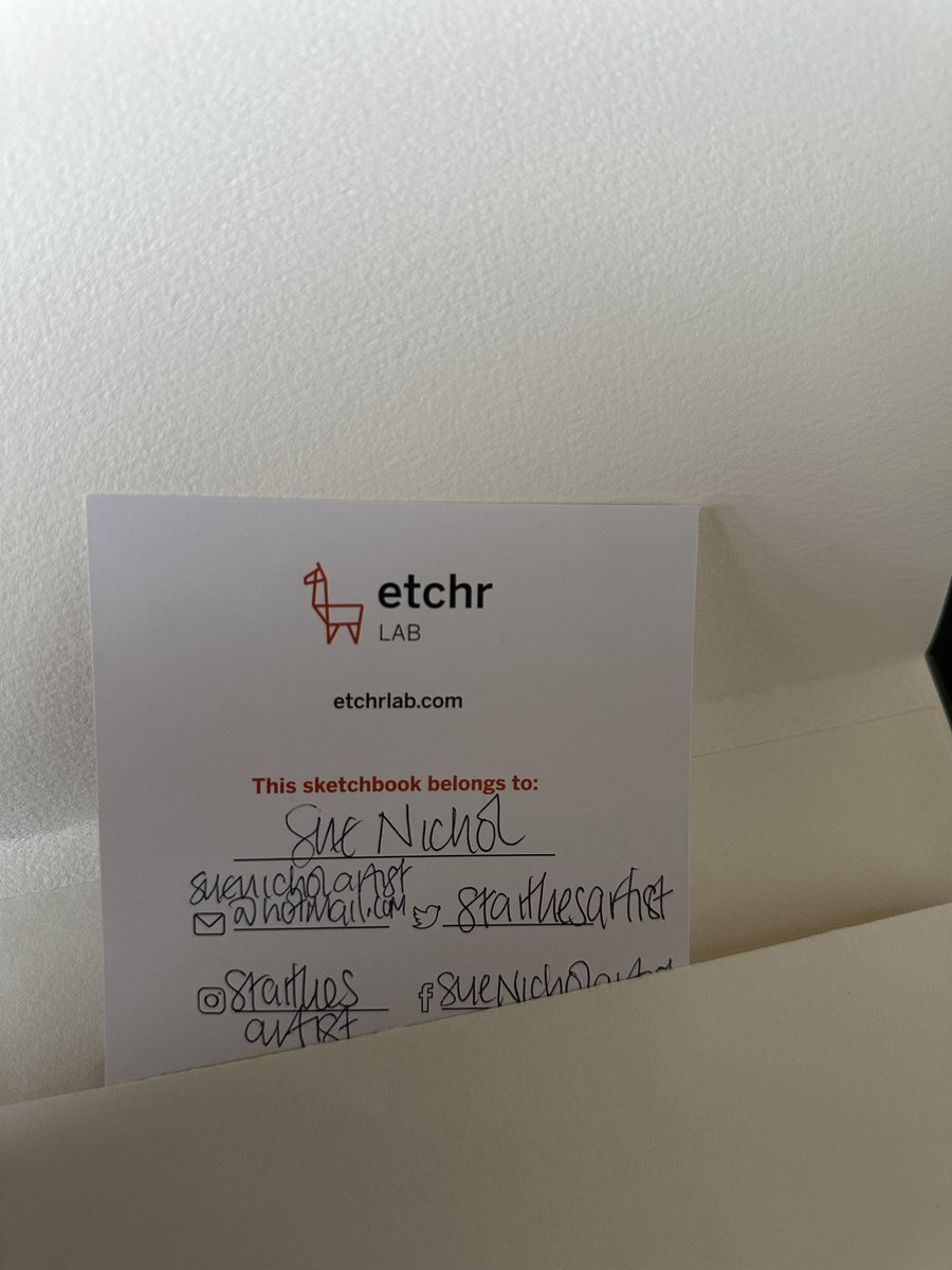 staithesartist's tweet image. #Etchr The perfect #sketchbook. Quite a claim, I shall see. Looks and feels good. Two lots of plastic to wrap, not impressed by that.