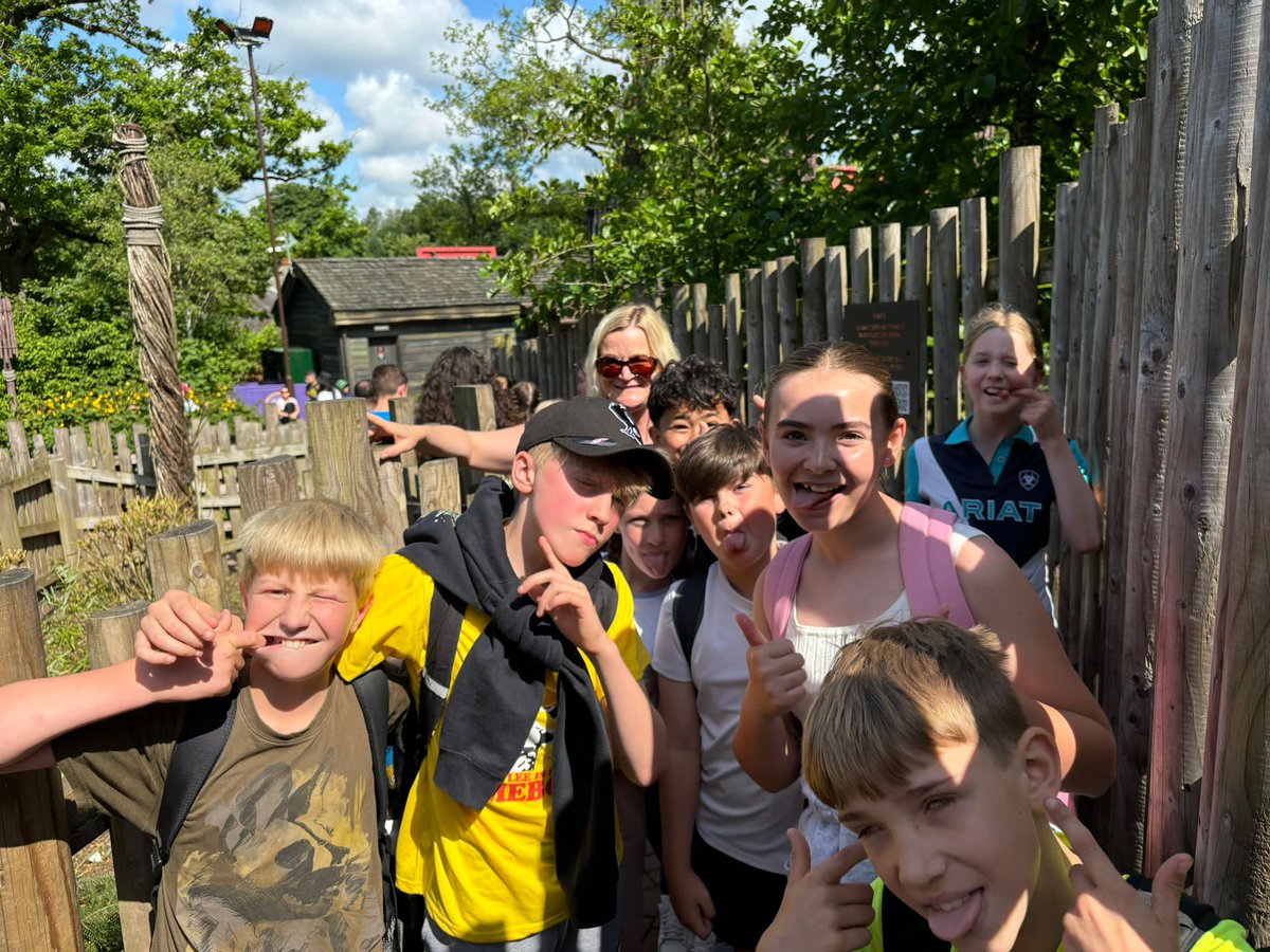 Mugginton CE tweet media