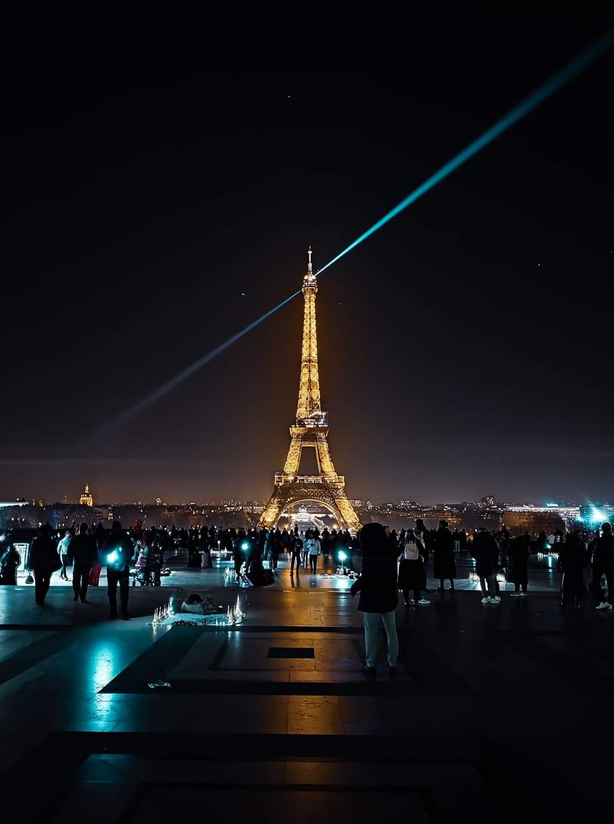 I've lived in Paris for over 8 years. If you have any questions about what it's *really* like to visit or live here, go ahead and ask! #Paris2024 #ParisOlympics