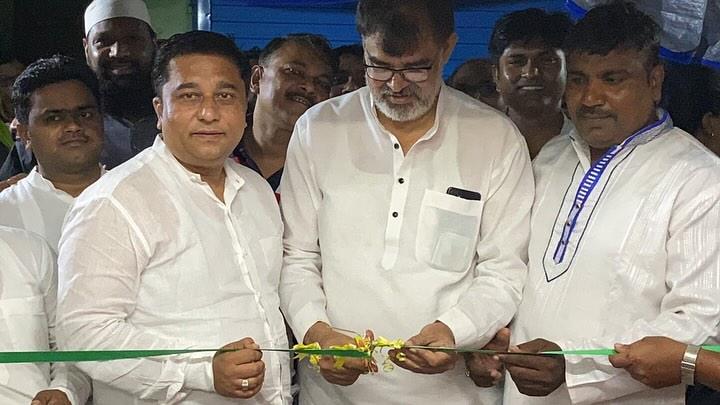 FaiyazAhmed1961's tweet photo. Attended Aimim new office opening ceremony At 179 sion Koliwada taluka.
with AIMIM party members mumbai.
@aimim_national 
@MumbaiAimim https://t.co/hHX8DlfmJ8
