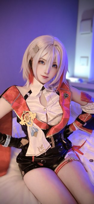 Twitterのコスプレ画像27