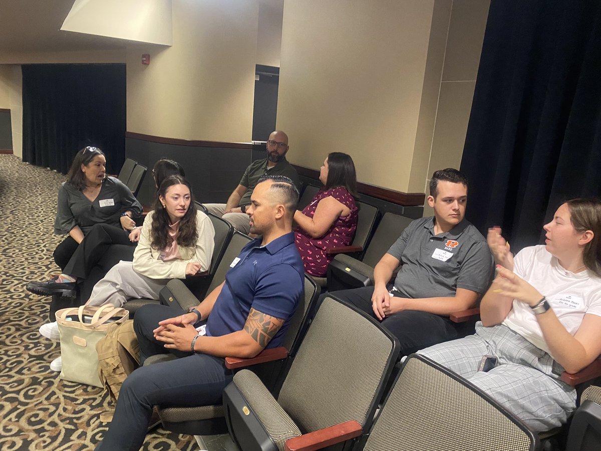ChefCodyH's tweet photo. It’s so exciting to meet new teachers ready to grow students!!@Rockwall_HS9 @rockwallschools #ILoveRockwallISD https://t.co/Lem9KuplTP